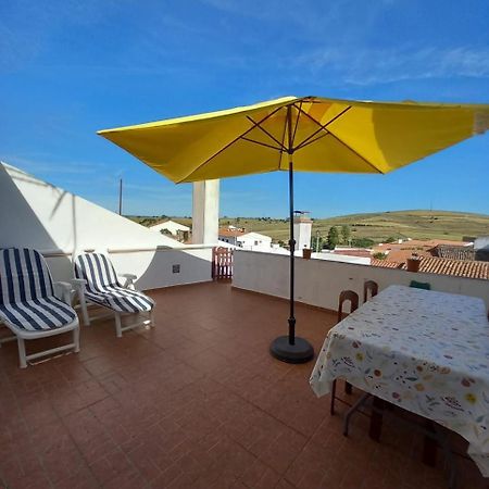 Casa Amarela - Praias Alqueva Povoa de Sao Miguel Buitenkant foto