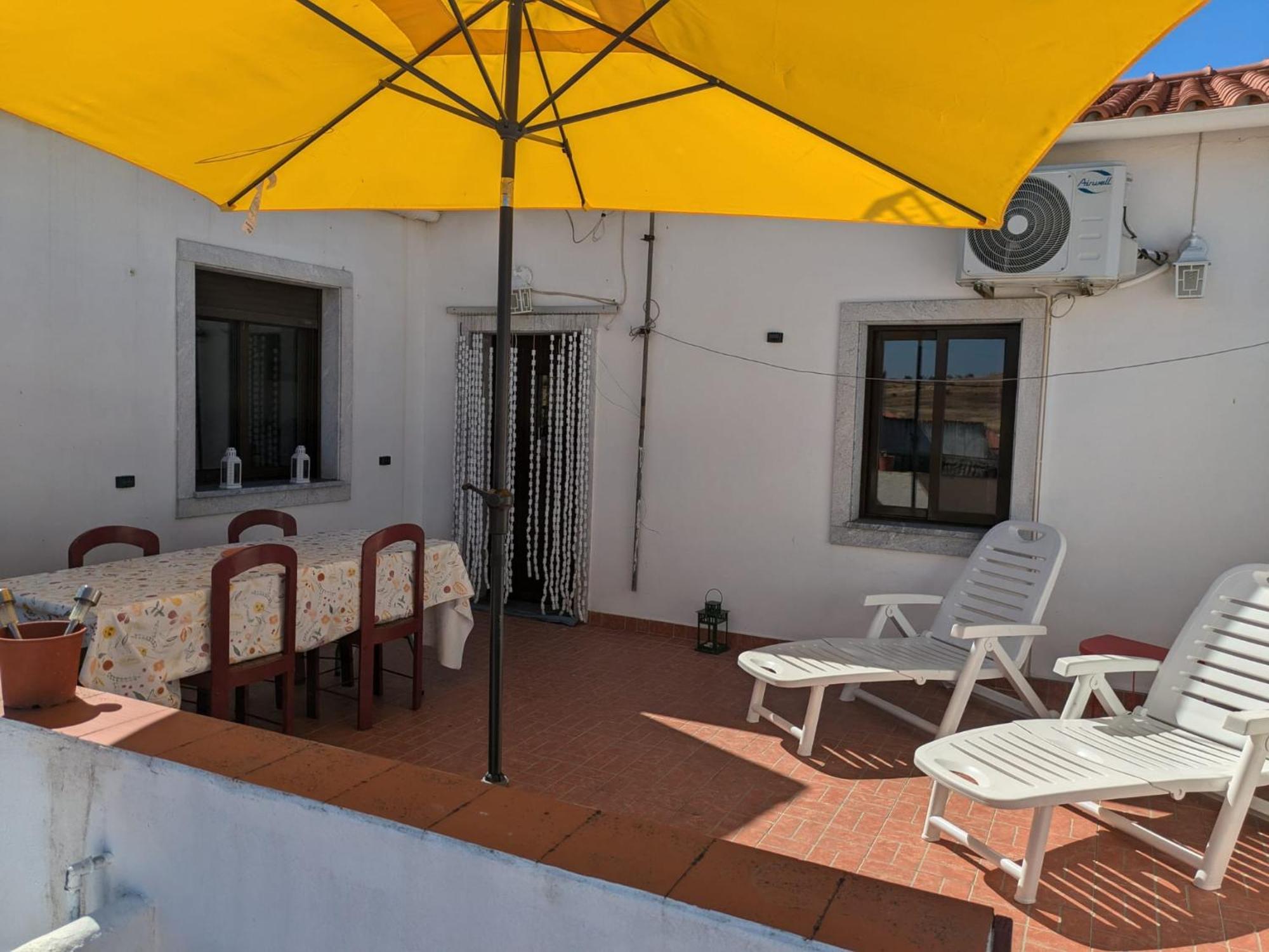 Casa Amarela - Praias Alqueva Povoa de Sao Miguel Buitenkant foto
